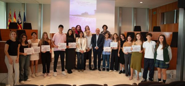 El Consell de Eivissa premia la creatividad literaria con los Premios Sant Jordi 2025